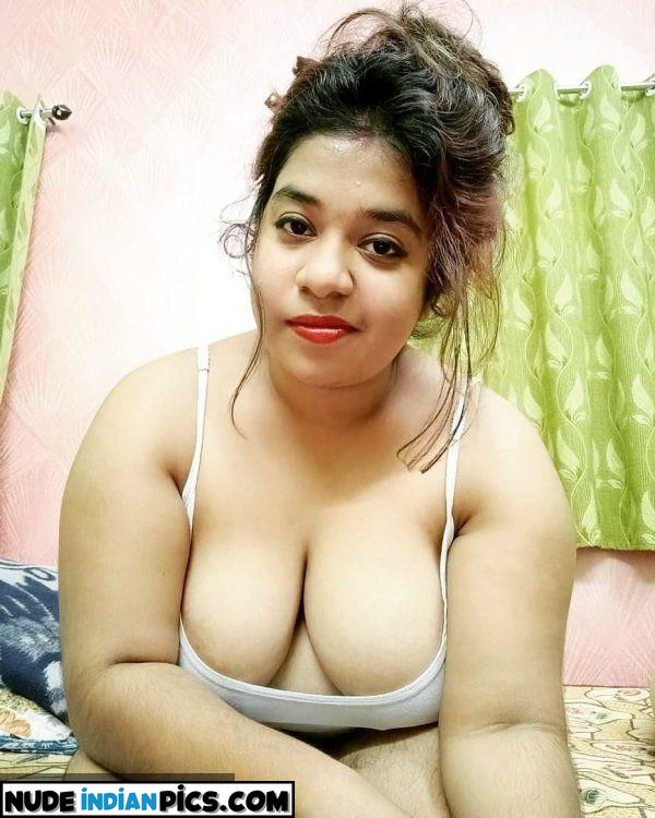 Mira Bhabis Bbw Big Ass Nude Image