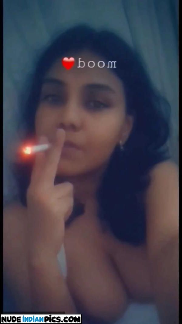 Mumbai Bhabhi Nalini Cute Girl Nude Pics