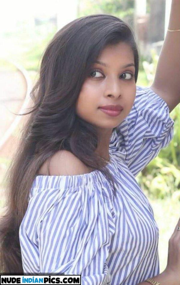 Natasha Nooranis Sizzling Bade Lund Ki Pic