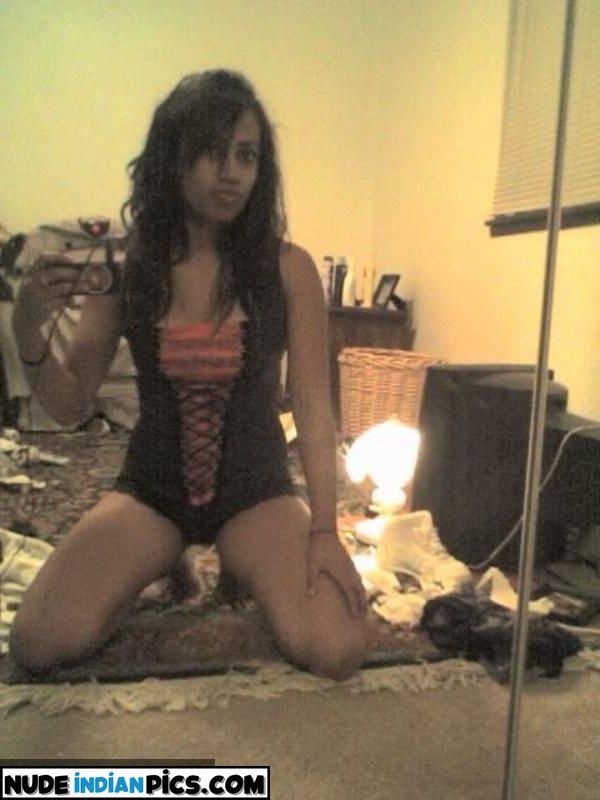 Nri Topless Babe Desisexphotos