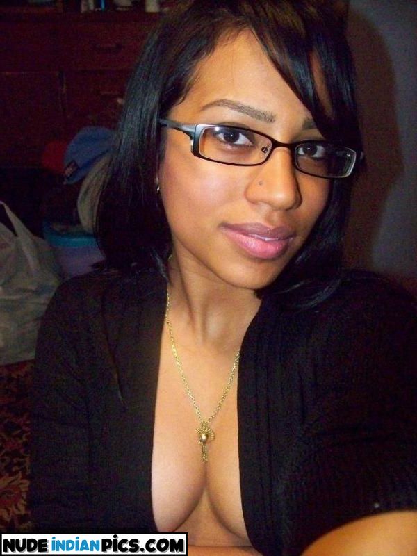 Nri Topless Babe Indian Desi Pussy