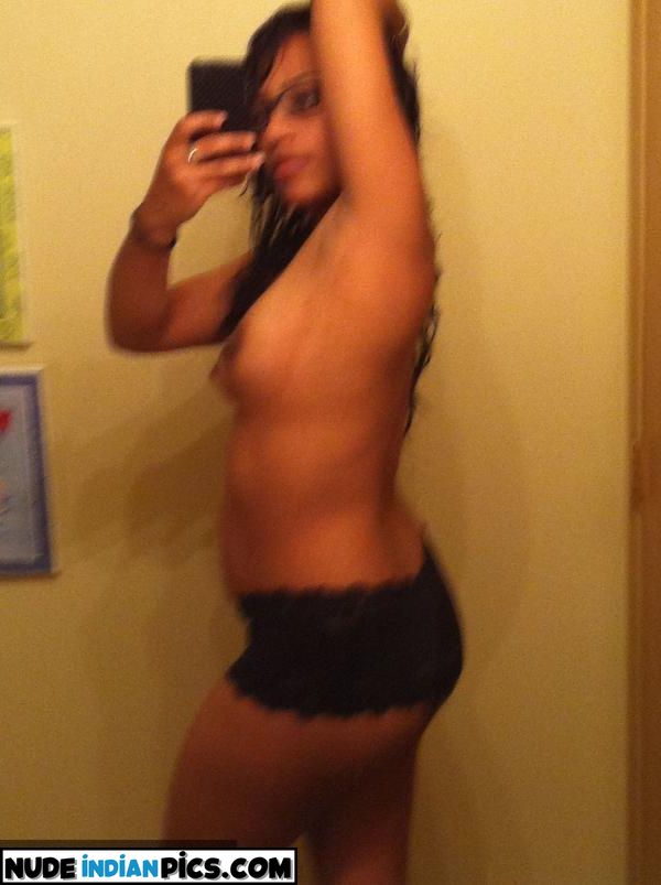 Nri Topless Babe Sexy Selfie Porn