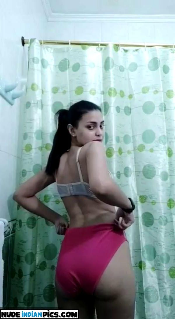 Nude Bharatiya Ladkiyan Cute Naked Selfie