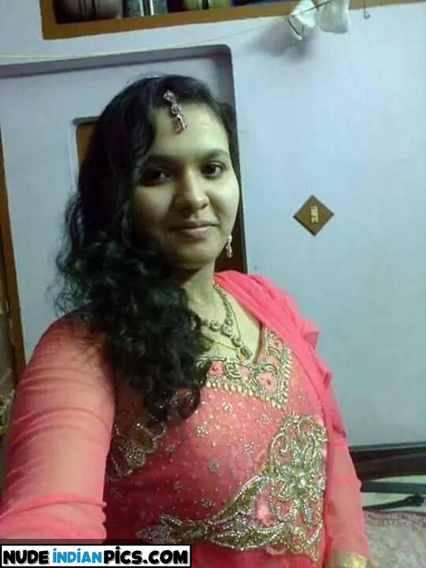 Nude Desi Professor Nude Breast Selfies