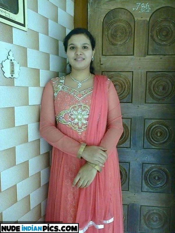 Nude Desi Professor Nude Sexy Pic