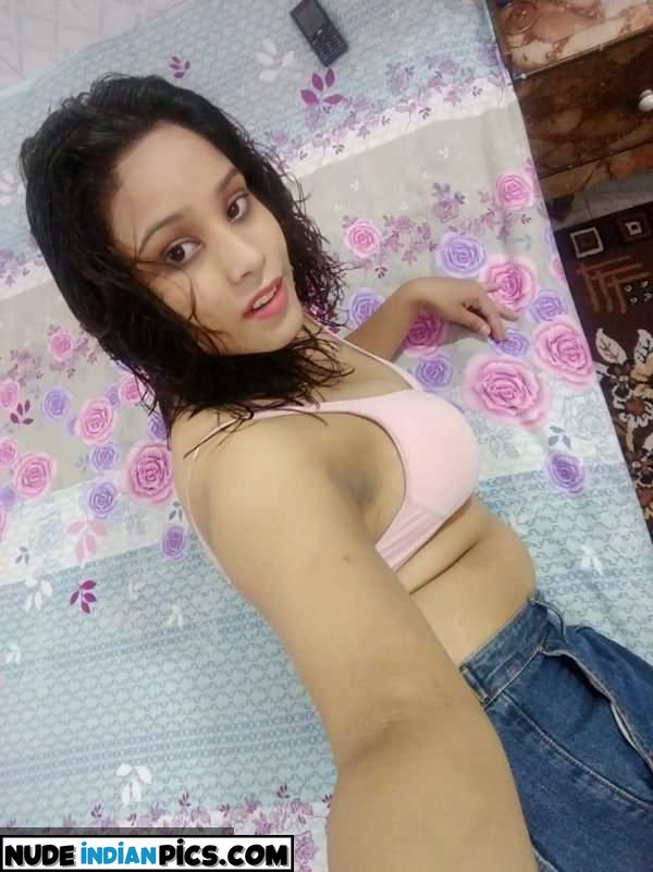 Nude Indian Ayesha Big Boobs Porn Gallery