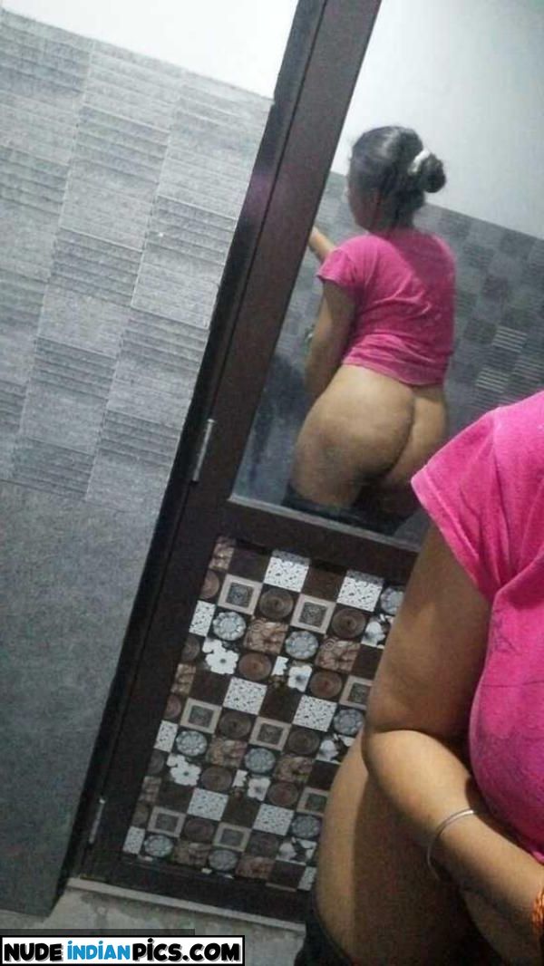 Rahuls Hot Bhabhi Sexy Nude Photo
