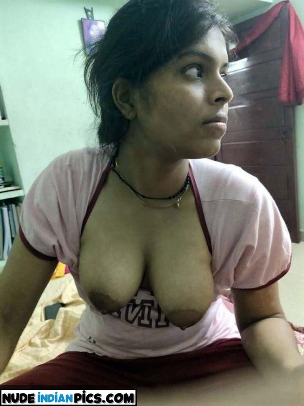 Rajasris Alluring Telugu Milf34