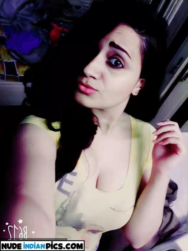 Real Desi Bhabhi Indian Couple Nude Images