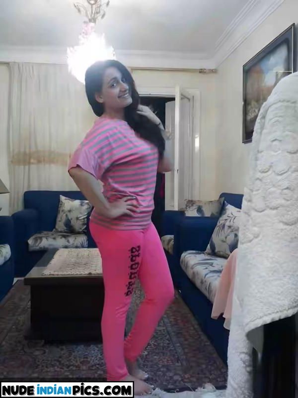 Real Desi Bhabhi Nude Pics Of Bhabhi