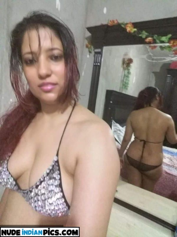 Real Desi Bhabhi Nude Women In Village