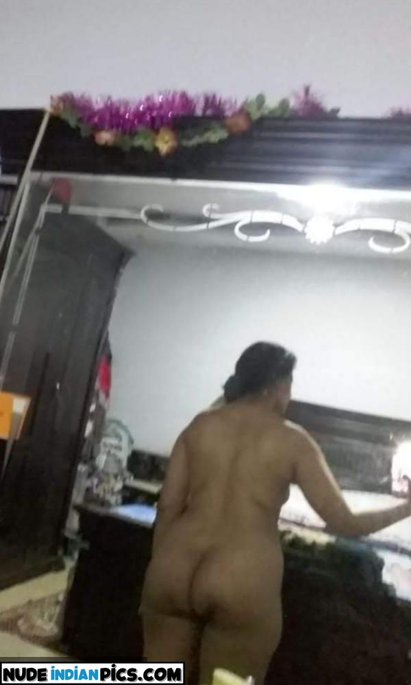 Real Desi Bhabhi Sex Pics Blow Job