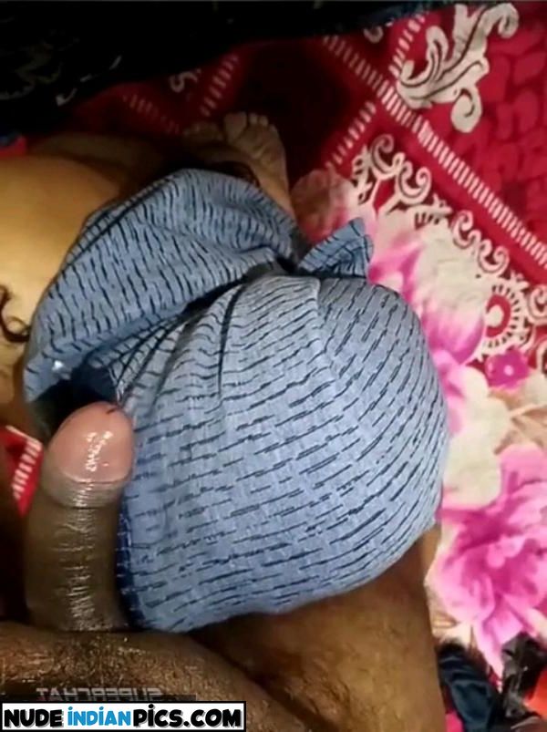 Riya Jain Indian Desi Nude Teen