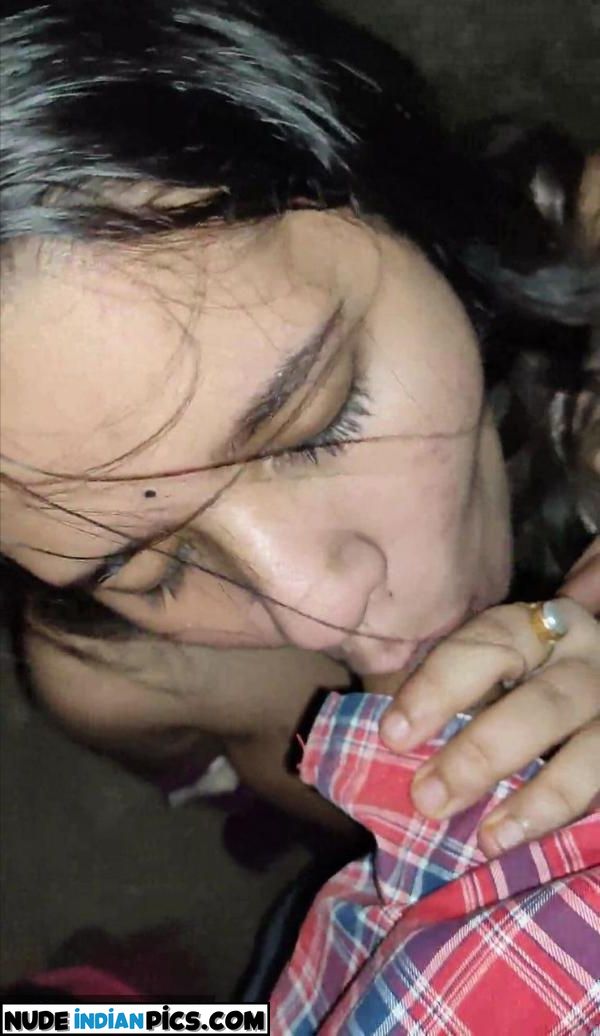 Riya Jaiswals Sizzling Indian Mature Ladies Nude