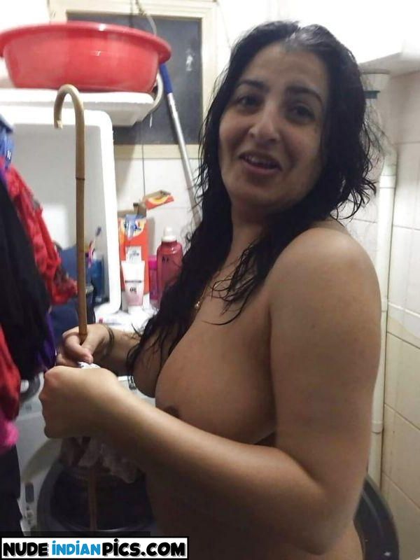 Riya Thakur Xxx Blackpussyshow