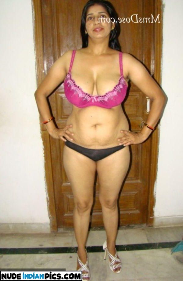 Riya Thakur Xxx Hot Sex Aunty Photo