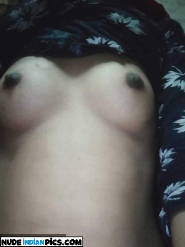 Riyas Sensual Desi Gaand Chudai Photo
