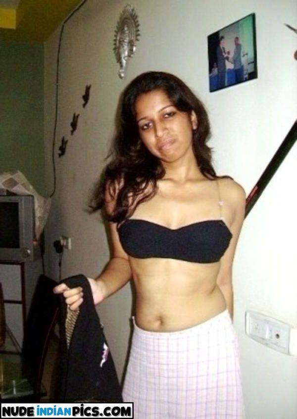 Sexy Gujarati Beauty Aunty X Photo