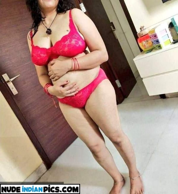 Sexy Indian Babes Porn Pic Pakistani