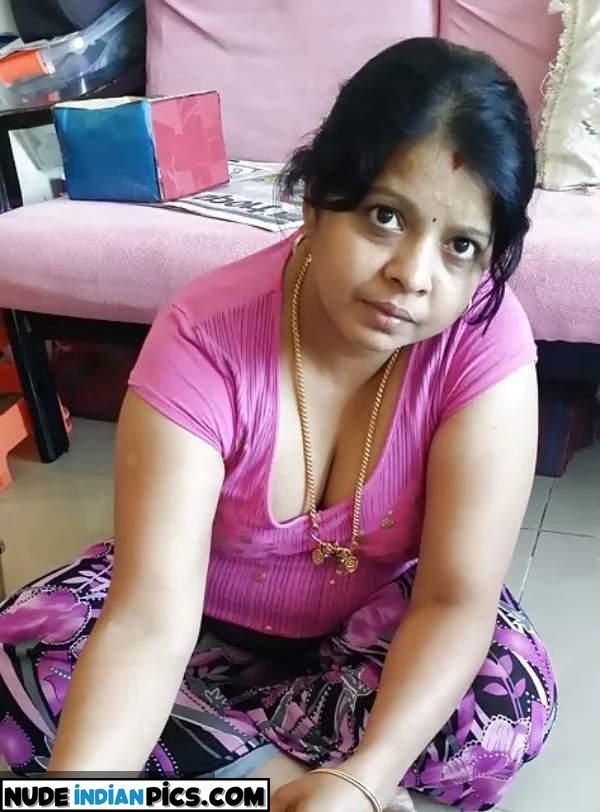 Shwetashree Devis Chubby Faceless Nudes