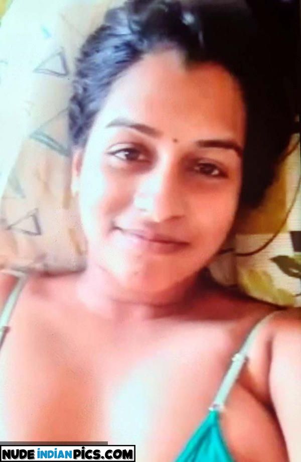 Swara Malayali Girl Sexy Nude Women Asses