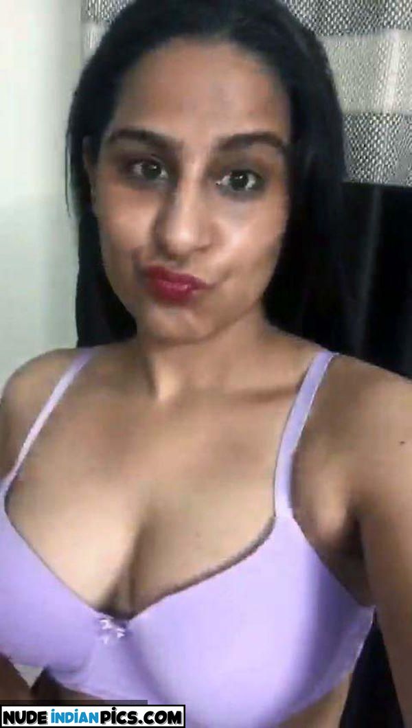 Task Create A Desi Naked Girls Photos