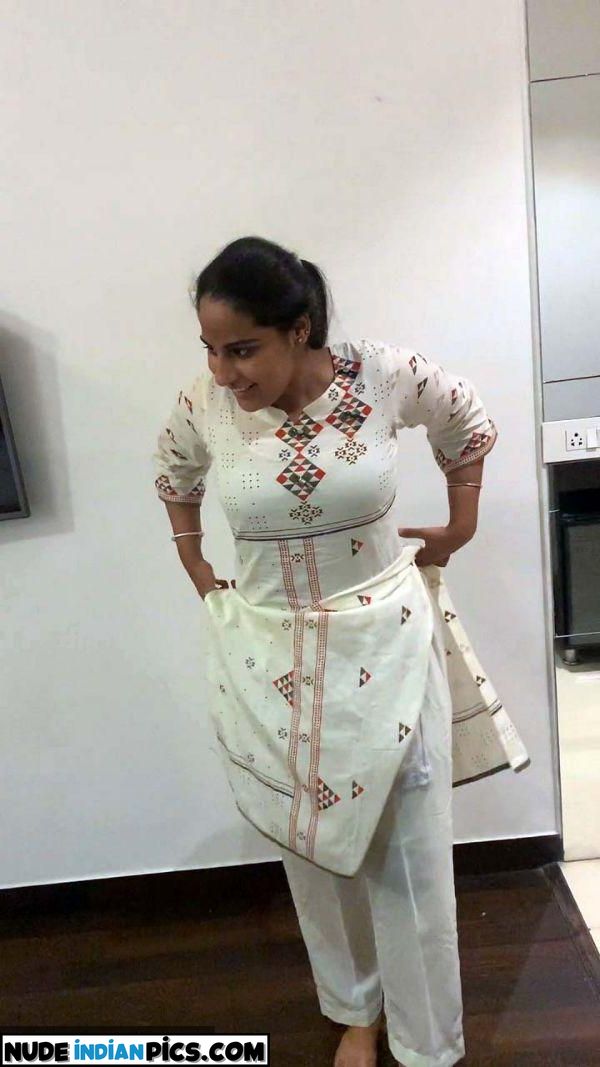 Task Create A Indian School Girl Nude Pics