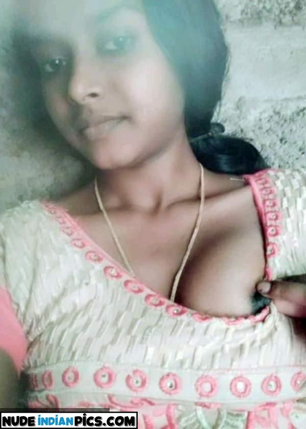 Telugu Bhabhi Kaushaliyas Kerala Girls Boobs Images