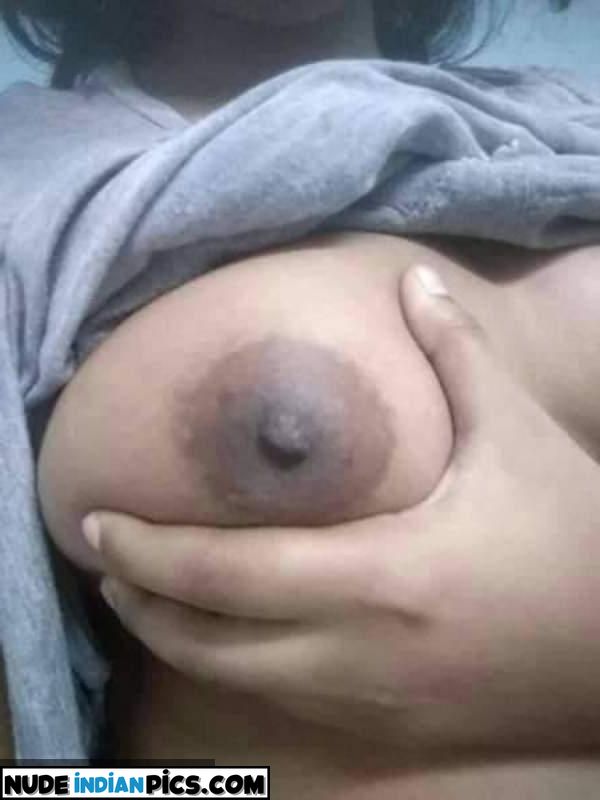 Title 50 Besharam Nude Indian Couple Photo