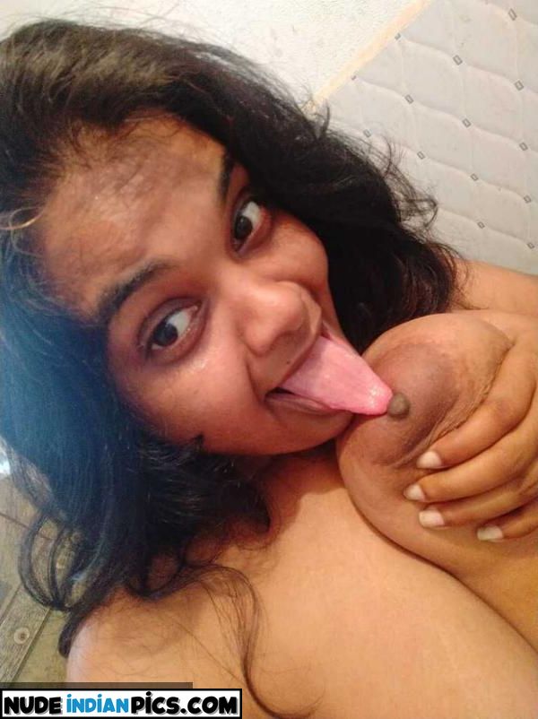 Title Kerala Ki Desi Girl Nude Dance