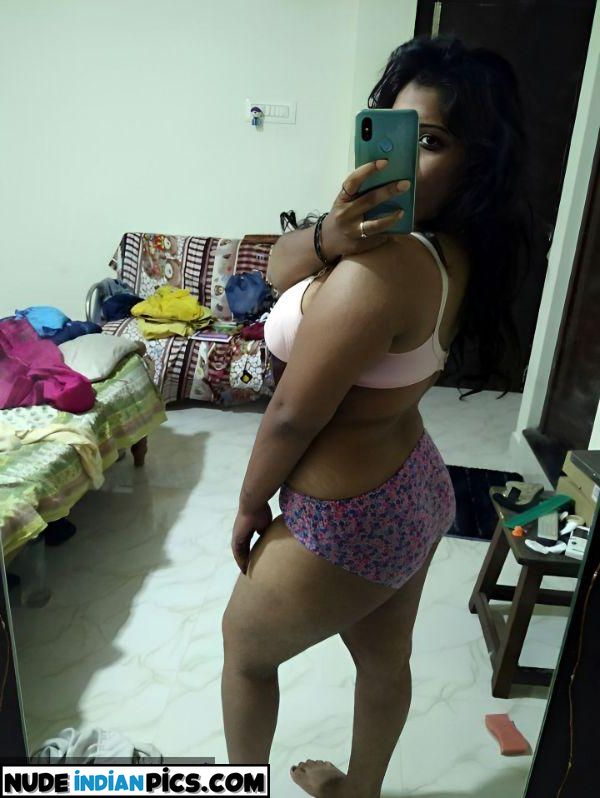 Title Komal Kaurs Nude Snap Leak