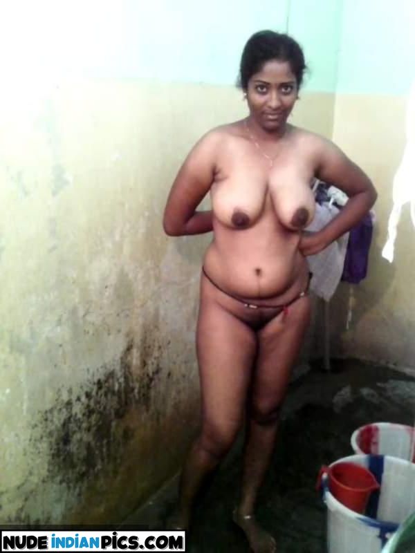 Title Mature Nalini Naked Butt Boobs