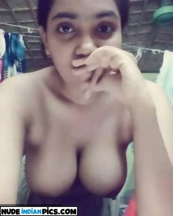 Title Rohan Aur Desi Aunty Ki Nangi Photo