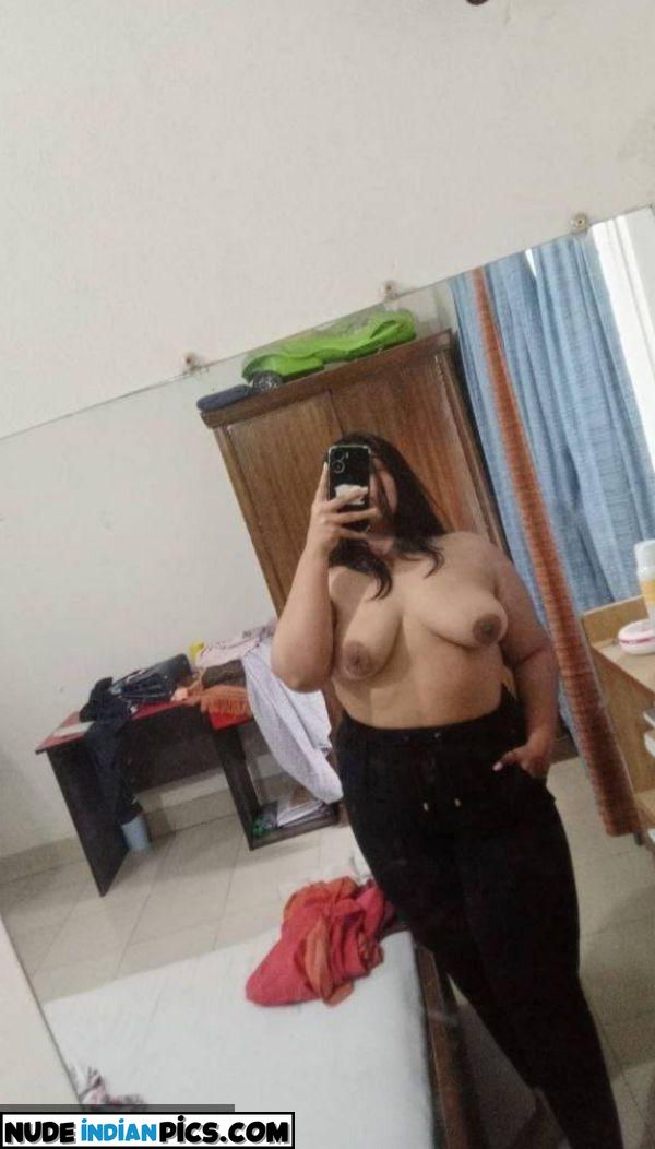 Title Sizzling Seema Naked Desi Girls Pics