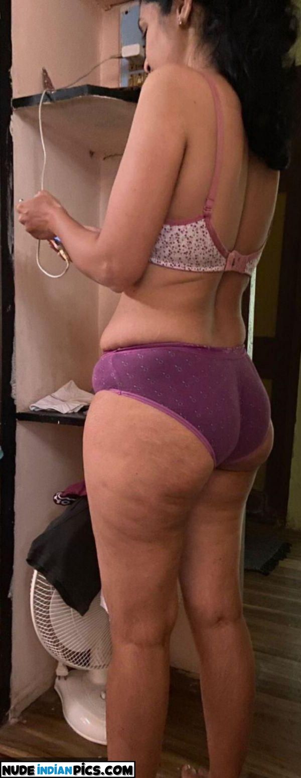 Title Sizzling Seema Nude Women Ass Pics
