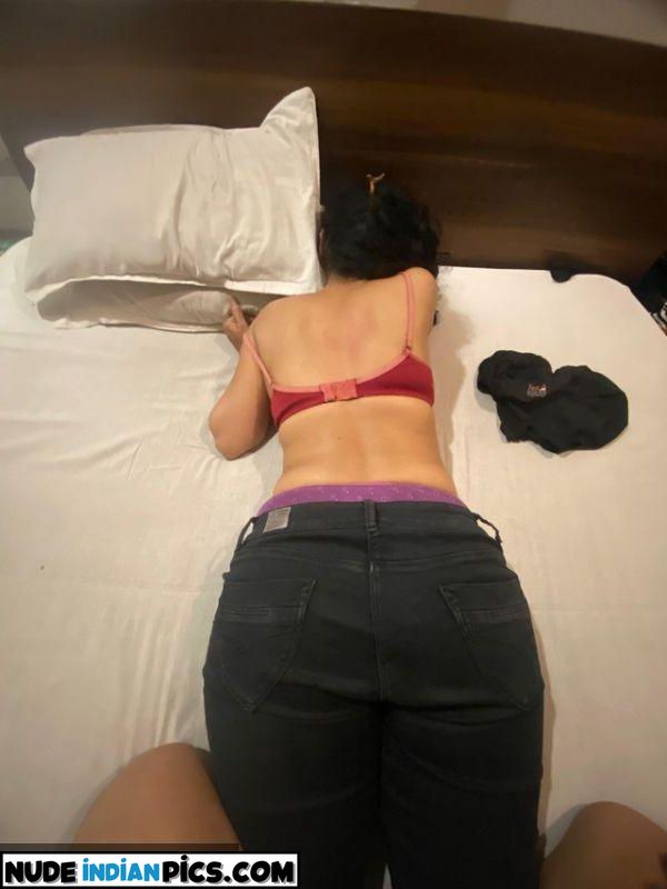 Title Sizzling Seema Xxx Indian Girl Photos