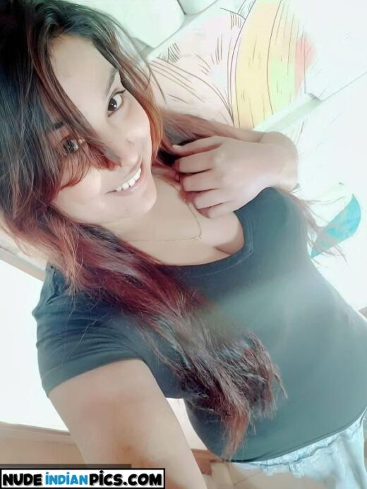 Rukhsana Boobs 18 Nude Pics With Big Tits
